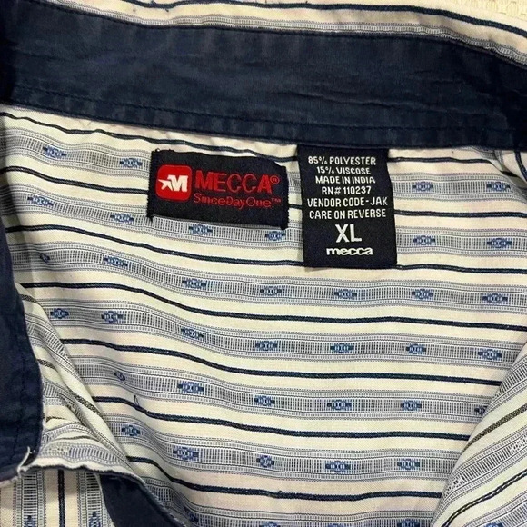 ✨Mecca USA Vintage Short Sleeve Button Shirt - Mens XL blue stripe embroidery - Picture 6 of 9